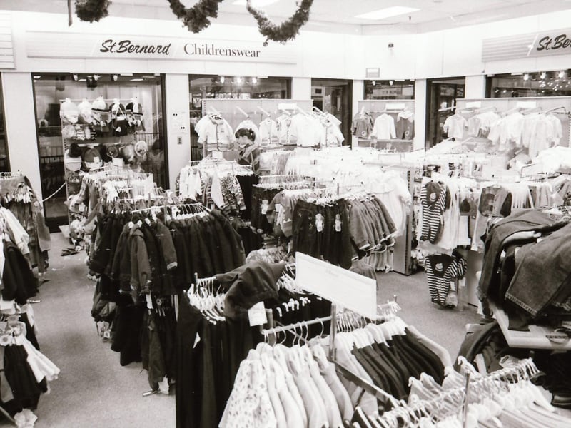 Shoppers and some of the stores at the Richmond Centre back in 1994.