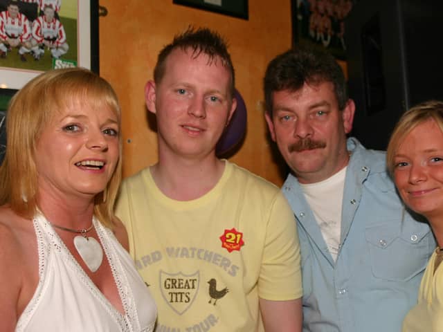 Sean with family members Tina Nicola Sean and John 7021dd : Parties in Derry in July 2005.