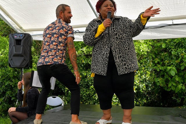 Micky Doherty and Beverly entertaining at the NW Migrants Forum’s ‘Celebrate Family – Connect Communities’ fun day at Coshquin on Sunday afternoon last. Photo: George Sweeney. DER2320GS – 26