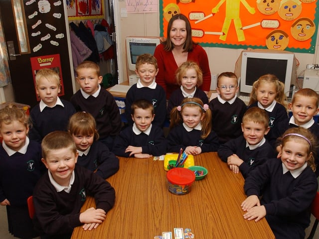 Bunscoil Cholmcille Primary School, Steelstown. Included is Padraigin Mhic Ruairi. (2309C34):20 years on: Young people across Derry and Donegal starting school in September 2003