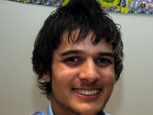 Rajiv chada 18th birthday at Zio's restaurant 0506JML : Parties and celebrations across Derry in May 2006.
