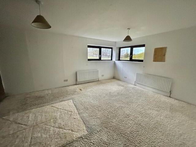 Unique 5 bed property for sale in Derry at 97 Westlake, Enagh.