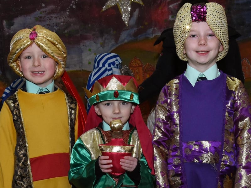 Three wise men Brody Toland, Cahir McMenamin and Cillian Doran pictured at the start of the Long Tower PS P3 Nativity on Monday morning.
