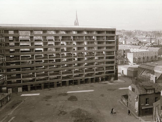 The vacant Rossville flats back in 1986.