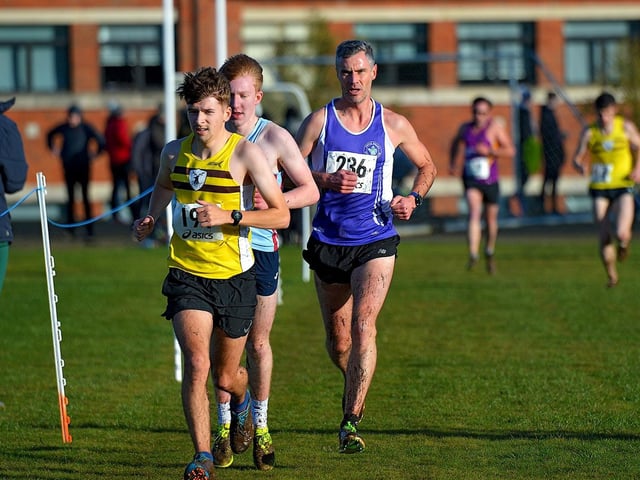 Foyle Valley’s Chris McGuinness (236) finished third in the Derry Cross Country 6k at Thornhill College. Photo: George Sweeney. DER2301GS – 33