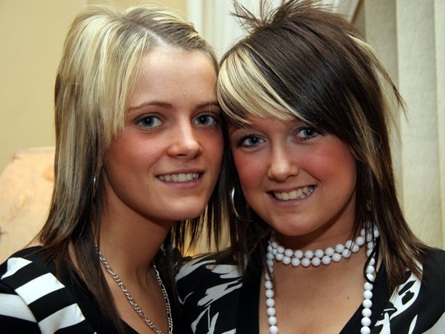 Danielle Downey and Laora Donnelly joint 16th birthday at home 0052JML : Parties and celebrations March 2006: Laura Donnelly and Danielle Downey.