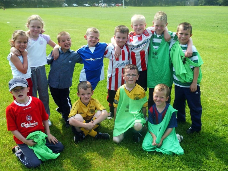 Derry youngsters enjoying summer in August 2003