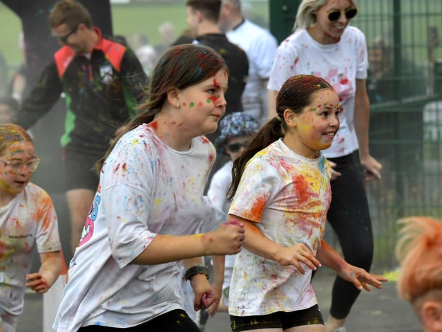 Children’s ‘Colour Dash’ at Na Piarsaigh prior to the club’s Dermot McCrossan Canter the Corrody 5km event, held on Sunday evening last. Photo: George Sweeney