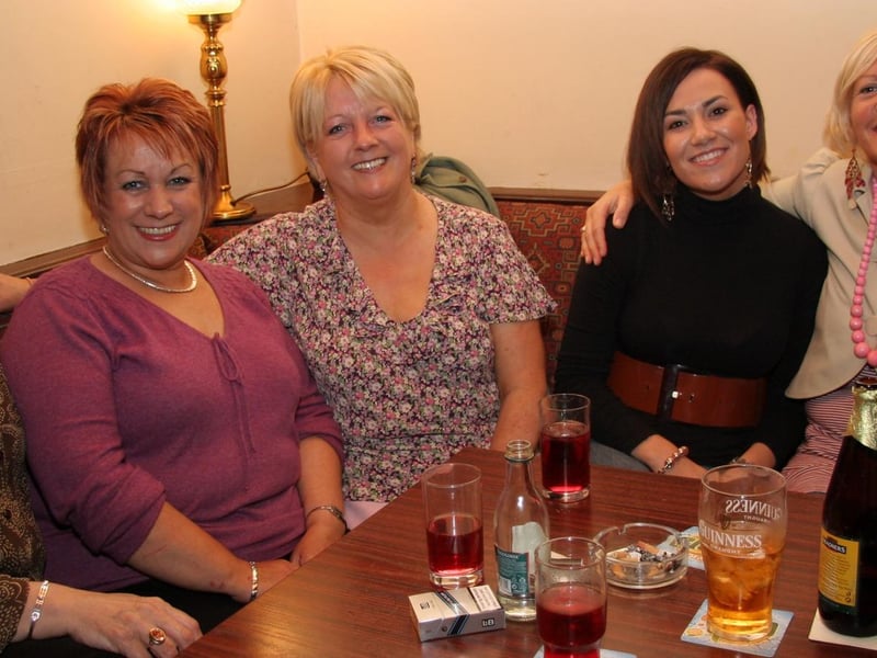 Linda Hutton, Rosaleen Shiels, Josie Hutton, Claire Hutton, Janet Hutton 0598JML : Parties and celebrations June 2006: Northlands Fundraiser.