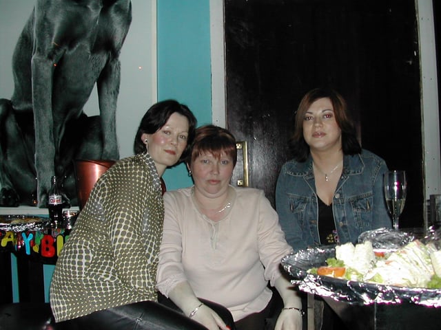 Mary Brennan pictured celebrating her 40th birthday with friends and family