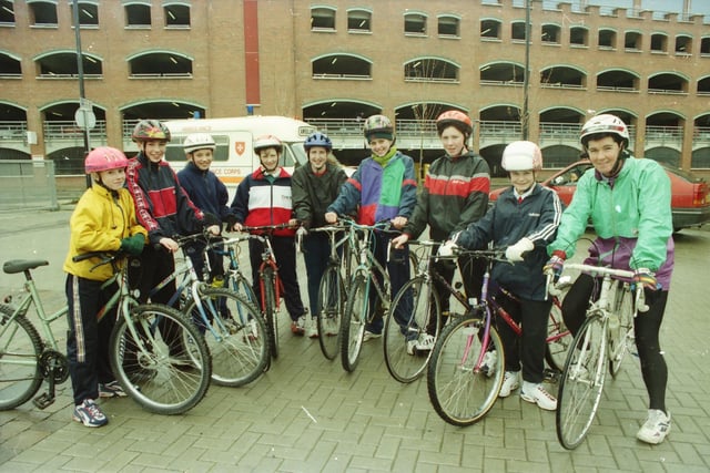 Participants in a sponsored cycle for the Foyle Hospice.