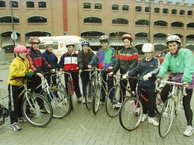 Participants in a sponsored cycle for the Foyle Hospice.