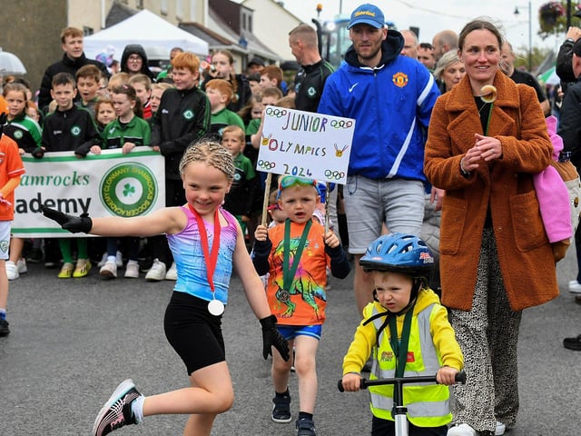 Participants pictured in the Clonmany Festival Parade on Sunday afternoon. Photo: George Sweeney