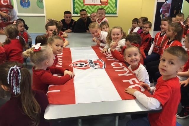 Derry City players visit St. John’s Primary school