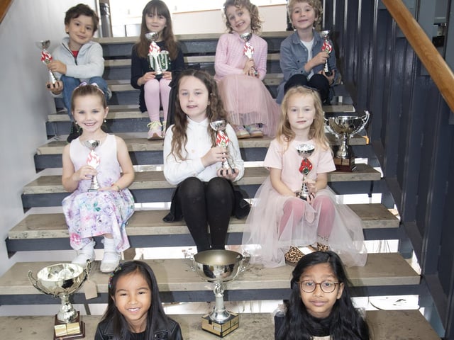P4 Prizewinners proudly present their prizes at the Foyle School of Speech and Drama Annual Charity Feis : Foyle School of Speech and Drama's fantastic annual charity feis for the Foyle Hospice