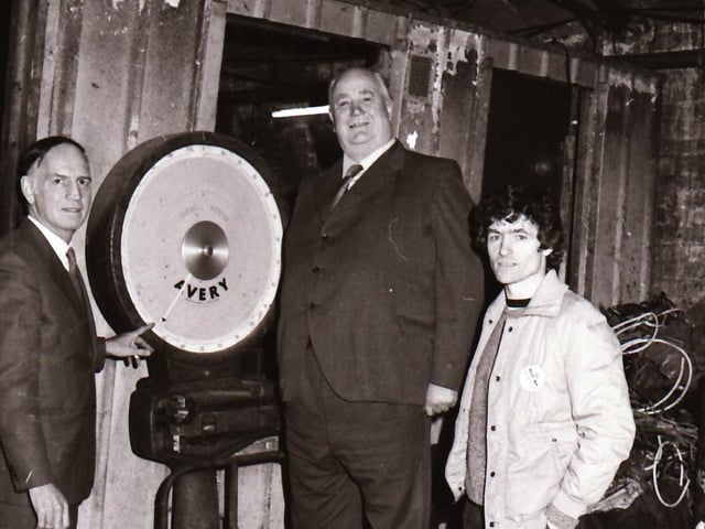 Bob Peacocke, Eglinton, weighing in for Kebel 37 fast.