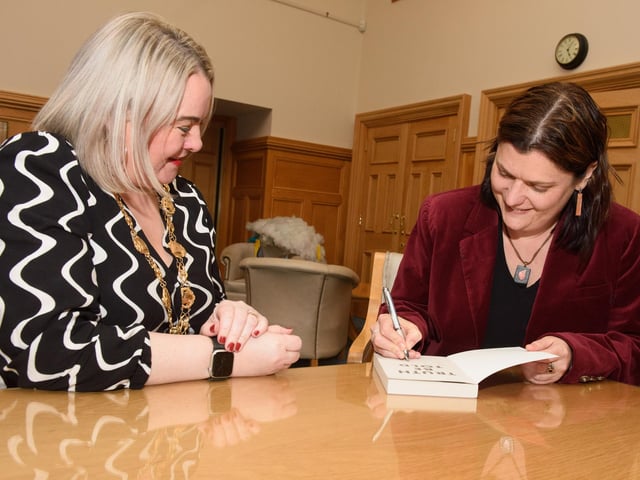 Derry City and Strabane District Council Mayor Councillor Sandra Duffy welcomed local Author, Sue Divin, who has been nominated in the Irish Book Awards with her second book Truth be Told. The winners will be decided through public vote and by a panel of judges. To vote in An Post Irish Book Awards 2022 or to view the other nominees, visit www.anpostirishbookawards.ie Picture Martin McKeown. 09.11.22