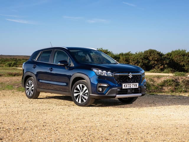 S Cross Full Hybrid.