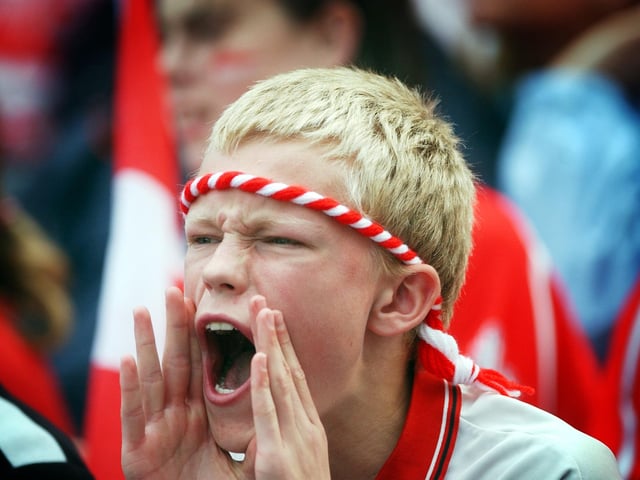 This fan tried to spur on derry in closing moments of the all irealand Football Semi Final at Croke Park. (3108A36)