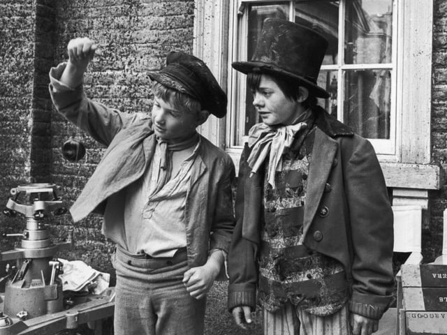Just like child actors Jack Wild and Mark Lester in Oliver! every young person loved getting a Yoyo and learning to 'loop the loop' back in the day. (Photo by Larry Ellis/Express/Hulton Archive/Getty Images)