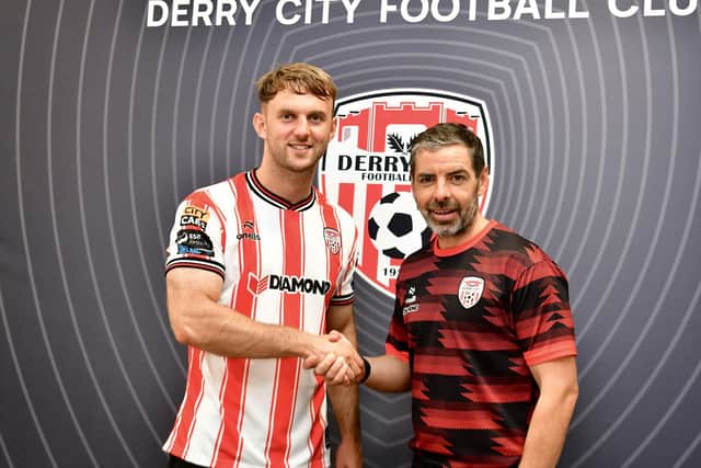 Derry City's newest recruit Jamie Stott with manager Tiernan Lynch. Photo by Kevin Morrison.