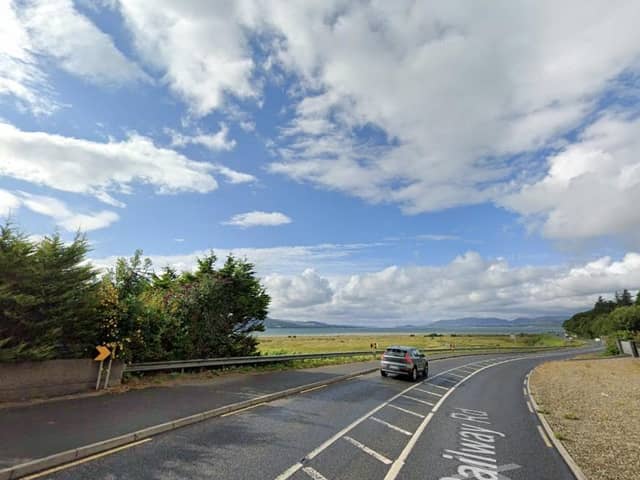 Darragh O’Brien has been urged to prioritise Fahan for road safety interventions with Donegal Senator Manus Boyle pointing to the sheer volumes of traffic now being experienced in Derry and Inishowen.