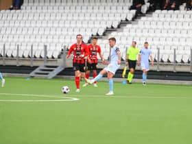 Derry City skipper Patrick McEleney in action during the Europa Conference League, 1st leg, 1st Round Qualifier at the Tórsvøllur Stadium, Torshavn, Faroe Islands. Photograph by Kevin Moore (MCI photo).
