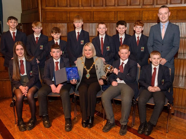 The Mayor Councillor Sandra Duffy welcomed pupils from Lisneal College to the Guildhall as she recognised the hugely successful cricket teams who claimed four trophies last season including the, U13 Slemish Cup winning team and coach Craig Peters. Picture Martin McKeown. 26.01.23:.