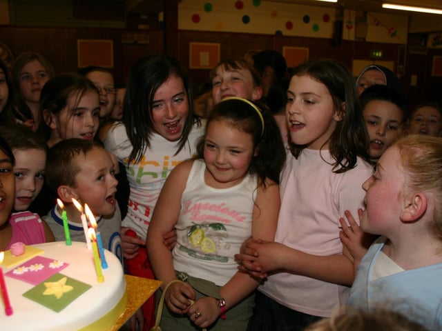 Birthday Girl Nicole Clarke centre with her friends at the disco party in St Josephn Parish Hall. 4853dd : Parties and celebrations in April 2005.