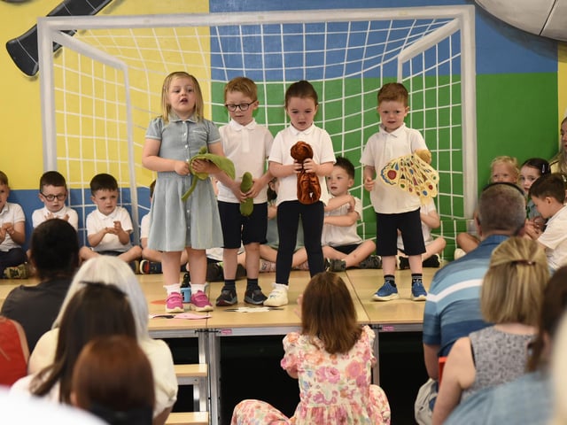 Glendermott Nursery Graduation Day Show : Glendermott Graduation Day.