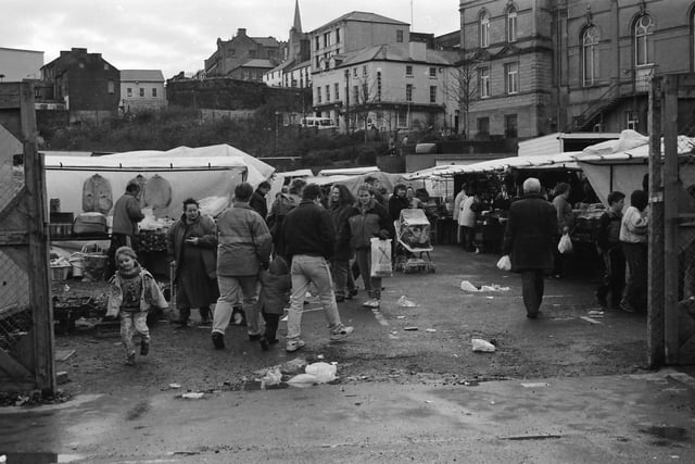 A busy Foyle Street market.