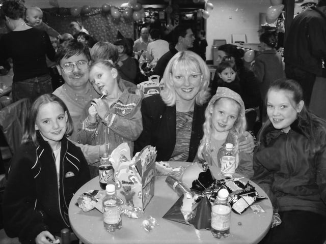 A table at the Seagate Christmas party in 2000.