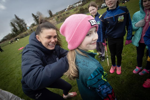 Donegal senior player Niamh Hegarty signs Emily McGabhann’s top as a reminder of the Beart Academy Day on Saturday last.