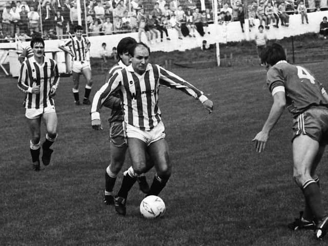 Derry City FC Home Shirt 1985-86 (Dennis Tueart).