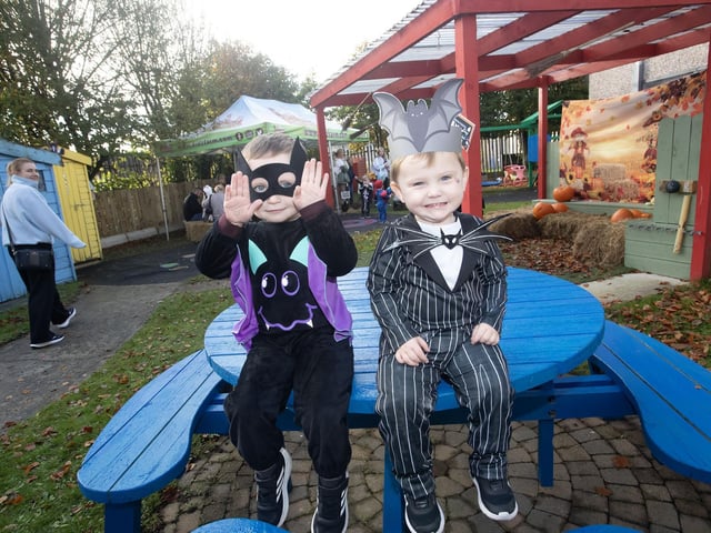 Barra and Lochlann pose for a photo at CPTT (Creggan) during the Halloween Celebrations last week. (Photos: Jim McCafferty Photography)