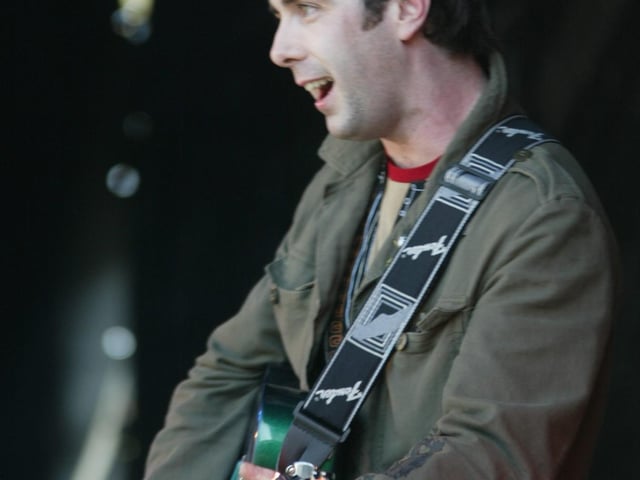 Mickey Joe Harte entertains the huge crowd at the Guildhall Square. (1803JB12):.