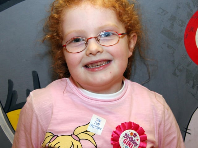 Caoimhe Power 7th birthday at the Fun Factory 0031JML : Parties and nights out in March 2006