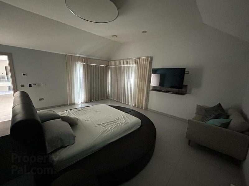 Property: Sleek and modern 5 bed home for sale in Culmore area of Derry