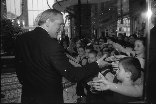 Taoiseach Bertie Ahern meets pupils from St. John's Primary School.
