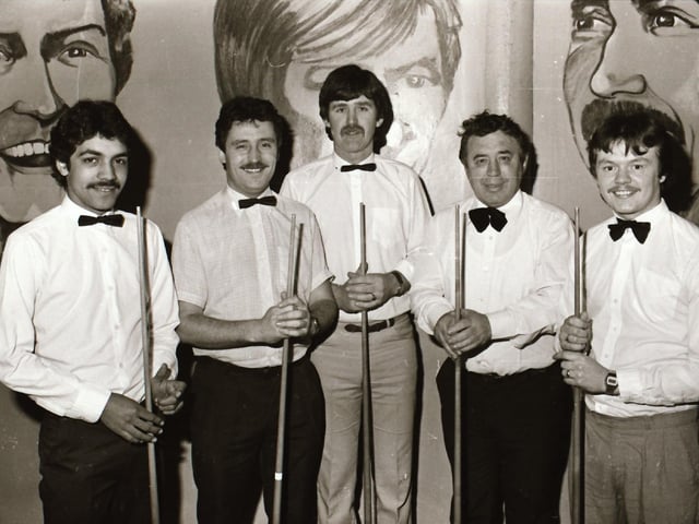 Snooker players in 1985.