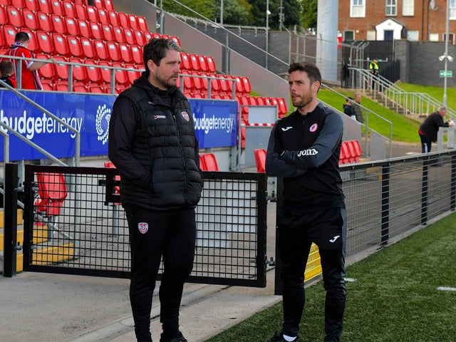 Derry City manager Ruaidhri Higgins chats with John Russell manager of Sligo Rovers. Photo: George Sweeney. DER2327GS - 076