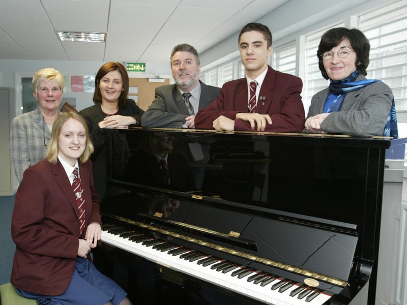 Foyle & Londonderry College head girl Lucy Quinn pictured school principal Jean Wilson, Brenda Ó Somacháin (Head of Music), Jim Goodman (Music teacher) Chris Huey (Head Boy) and Liz Steele (music teacher) at the opening of the newly furnished Music rooms at the college.  (2503JB40)