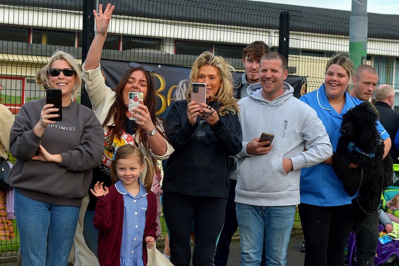 Spectators at the Bealtaine Parade in Creggan on Wednesday evening.   Photo: George Sweeney.  DER2318GS – 65