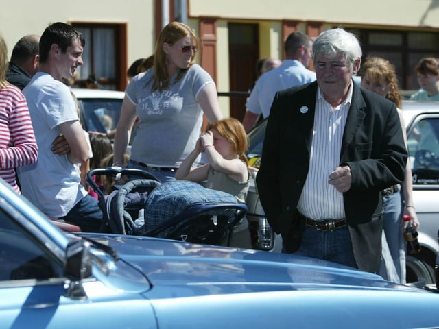 Some of the large crowd who attended the Vintage rally at Clonmany.  (0908JB30) : Clonmany Festival, Vintage Show, Agricultural Show and Raft Race in August 2005.