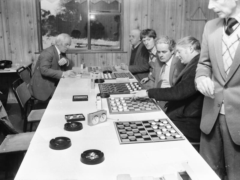 Draughts match by telephone at Carrigans.