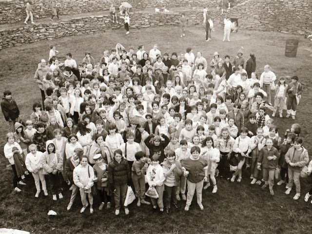 Local children visiting An Grianan.