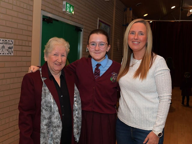 Sheila Clarke and Roisin Harkin with Cadhla at St John’s PS Grandparents Vintage Tea. Photo: George Sweeney