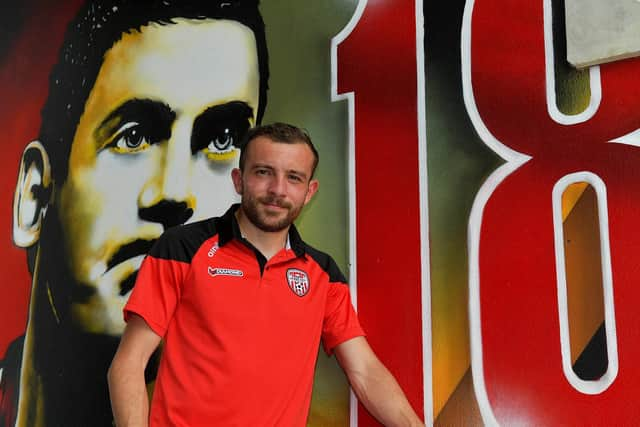 Former Celtic and Dundee winger Paul McMullan signs for Derry City.  Photo: George Sweeney. DER2326GS – 006