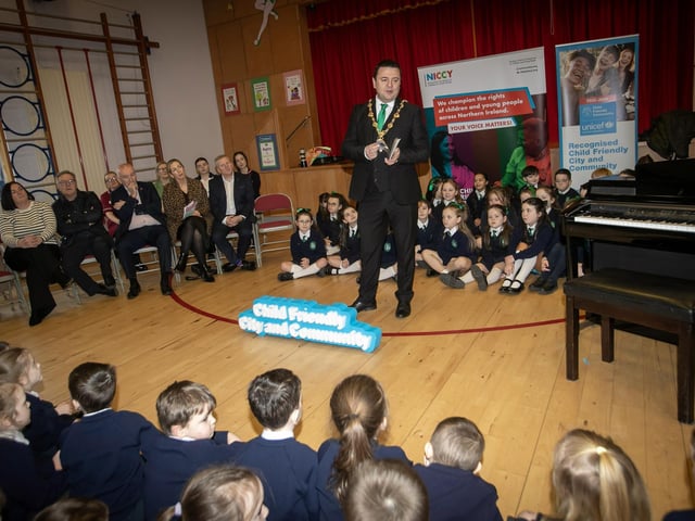 The Mayor of Derry City and Strabane District Council, Ruairi McHugh addressing the attendance at St. Patrick's PS, Pennyburn, Derry on Wednesday morning during the launch of the Pioneering Children's Rights and Wellbeing Programme across Derry and Strabane.  : Children’s rights and wellbeing programme.
