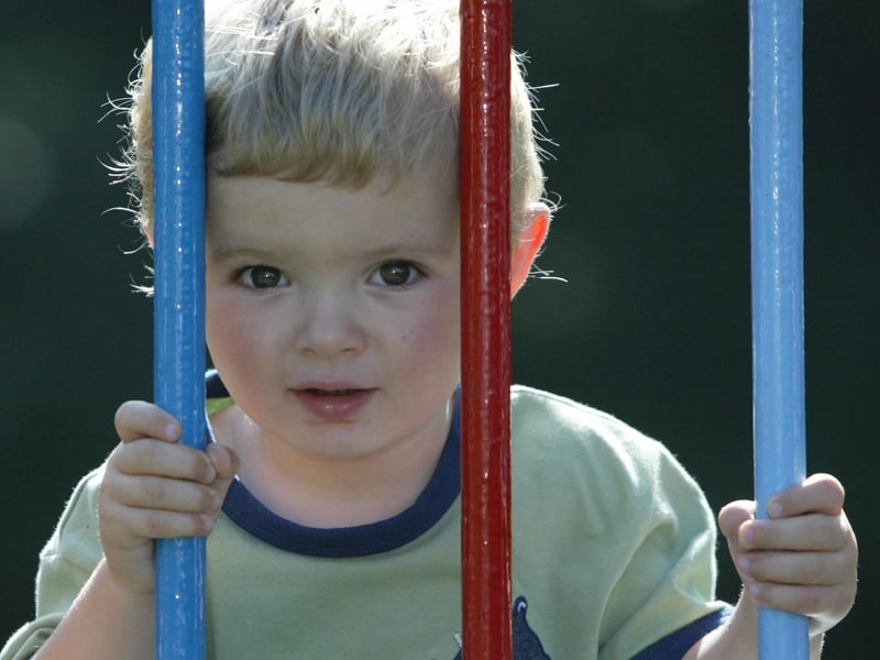 Derry youngsters enjoying summer in August 2003